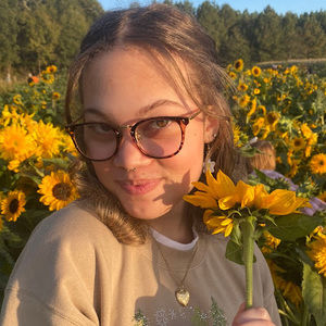 Meet your Posher, Savannah